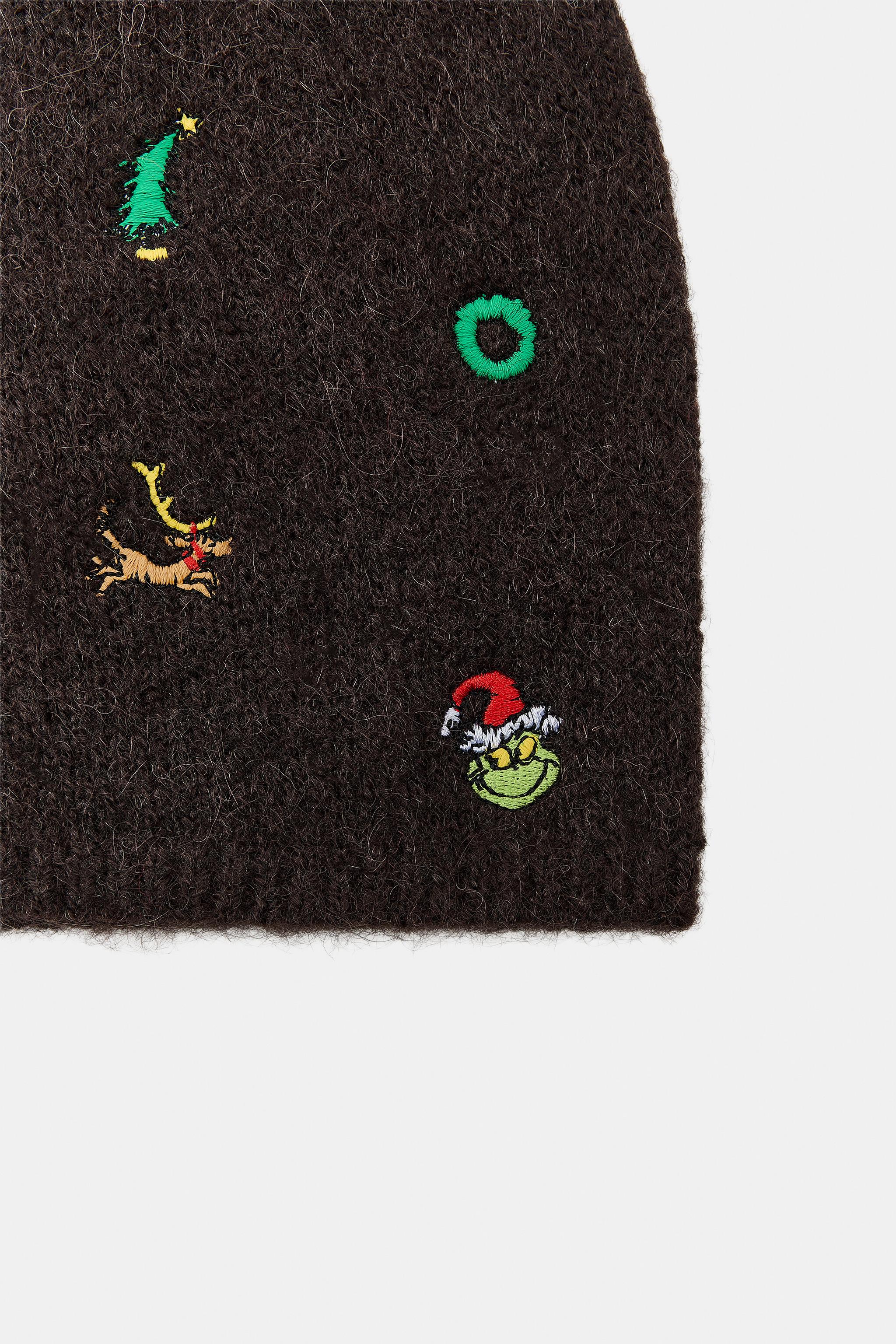 EMBROIDERED GRINCH™ BEANIE